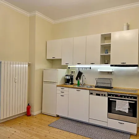 דירה Romantic 1bdr Near Eagle Bridge - Fast Wi-fi
