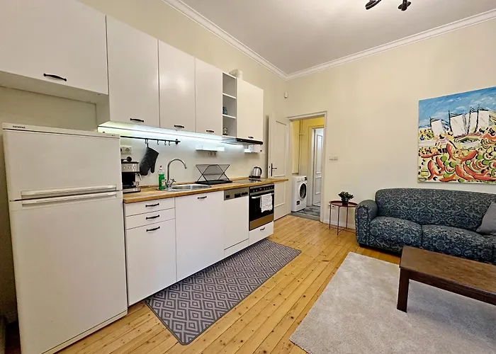 Romantic 1bdr Near Eagle Bridge - Fast Wi-fi * ソフィア