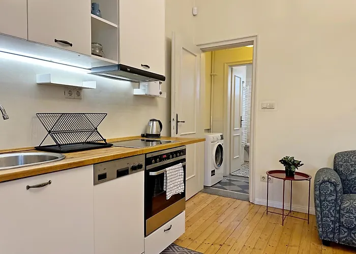 Apartamento Romantic 1bdr Near Eagle Bridge - Fast Wi-fi *