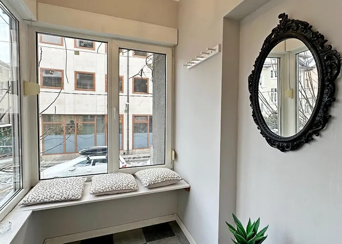 Romantic 1bdr Near Eagle Bridge - Fast Wi-fi Sófia